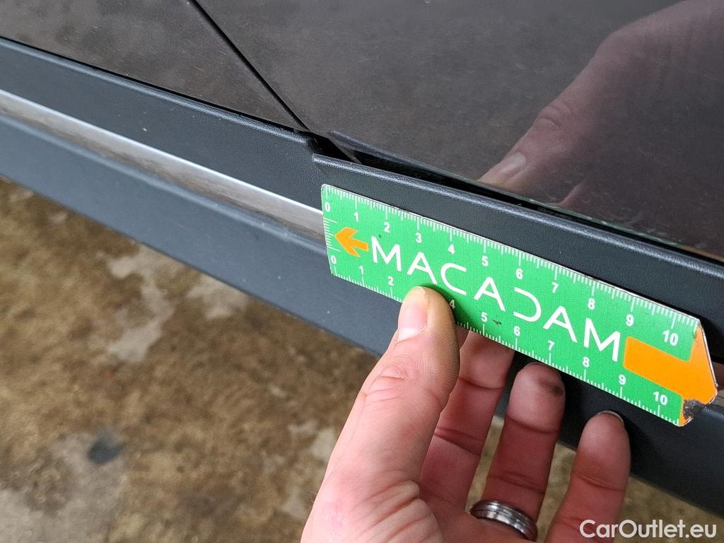  Mercedes  GLA MERCEDES-BENZ  / 2020 / 5P / SUV 1.3  250 e BUSINESS LINE DCT #39