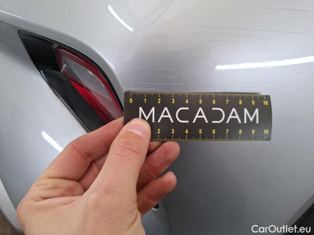  KIA  XCeed KIA  / 2019 / 5P / Crossover 1.6 GDI ISG ISG PHEV DESIGN DCT6 #21