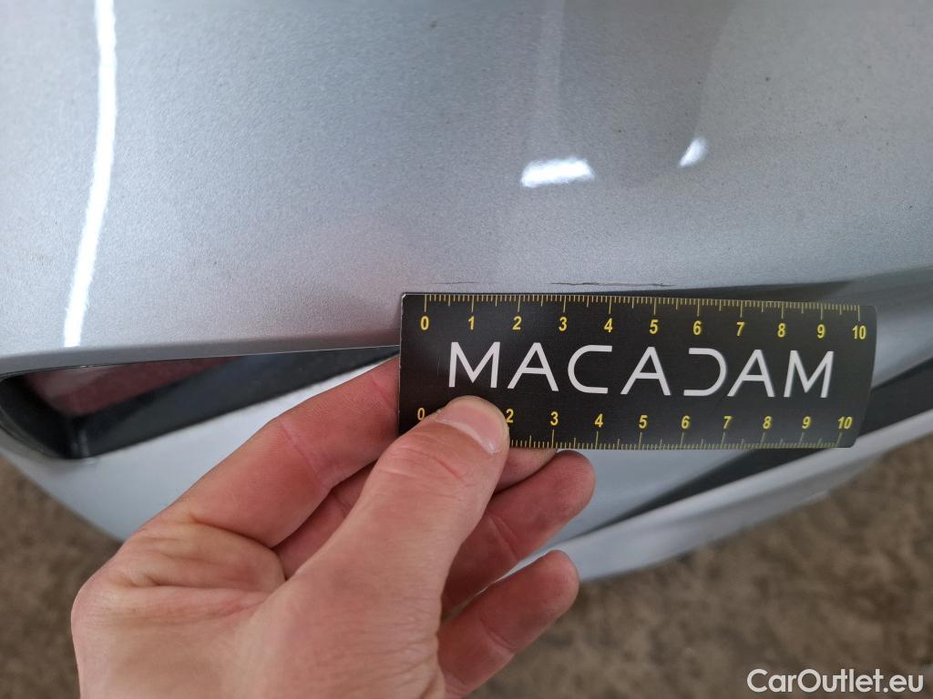  KIA  XCeed KIA  / 2019 / 5P / Crossover 1.6 GDI ISG ISG PHEV DESIGN DCT6 #18