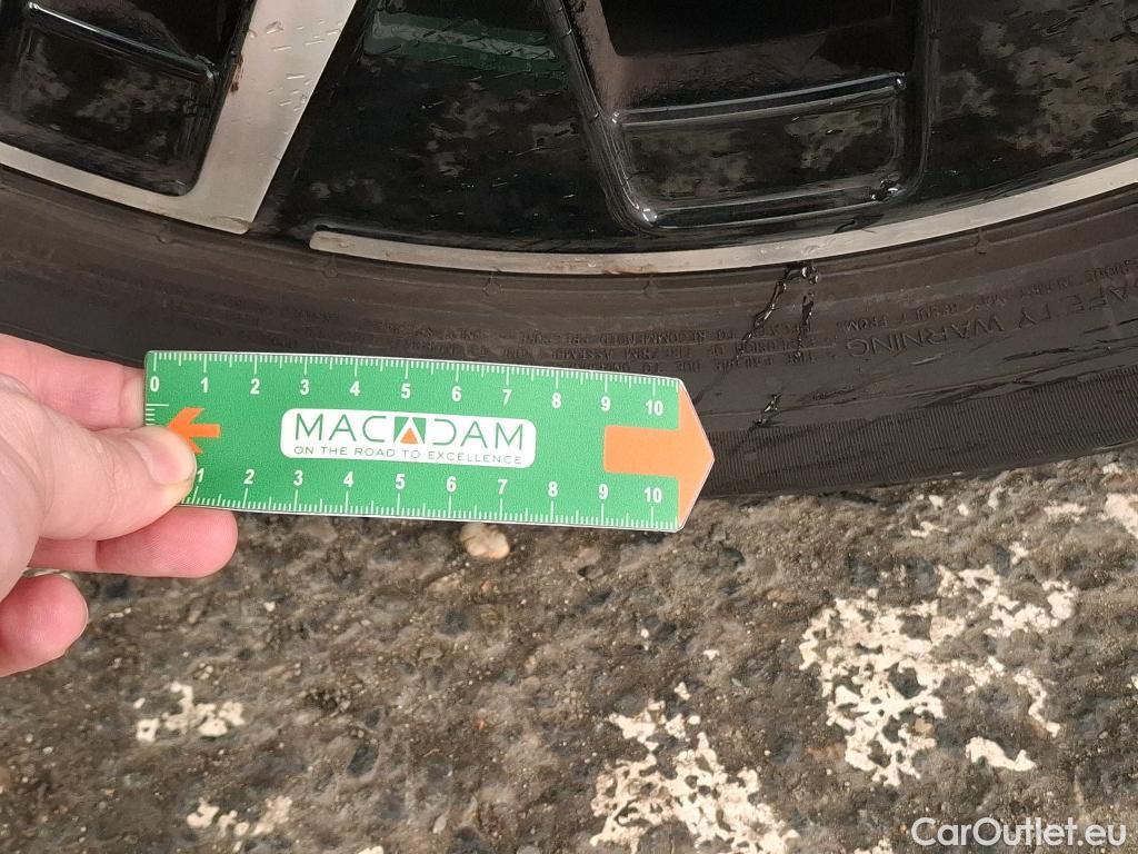  Mercedes  GLA MERCEDES-BENZ  / 2020 / 5P / SUV 2.0  200 D BUSINESS LINE DCT #22