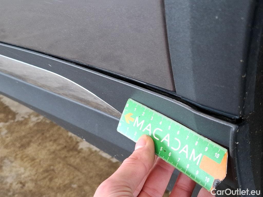  Mercedes  GLA MERCEDES-BENZ  / 2020 / 5P / SUV 1.3  250 e BUSINESS LINE DCT #37