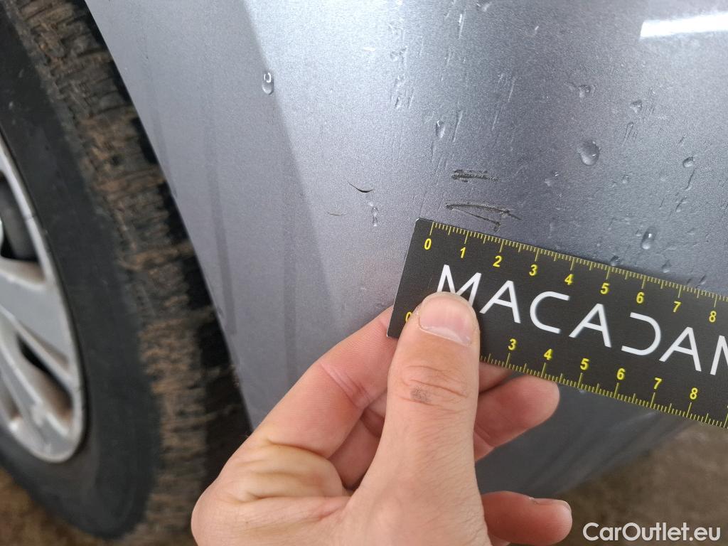  Peugeot  208  Affaire Premium Pack 1.5 HDi 100CV BVM5 E6dT #4