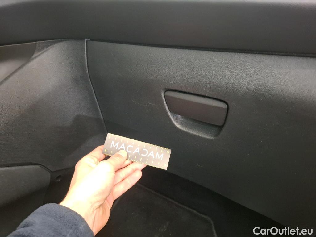  Peugeot  208  Affaire Premium Pack 1.5 HDi 100CV BVM5 E6dT #26