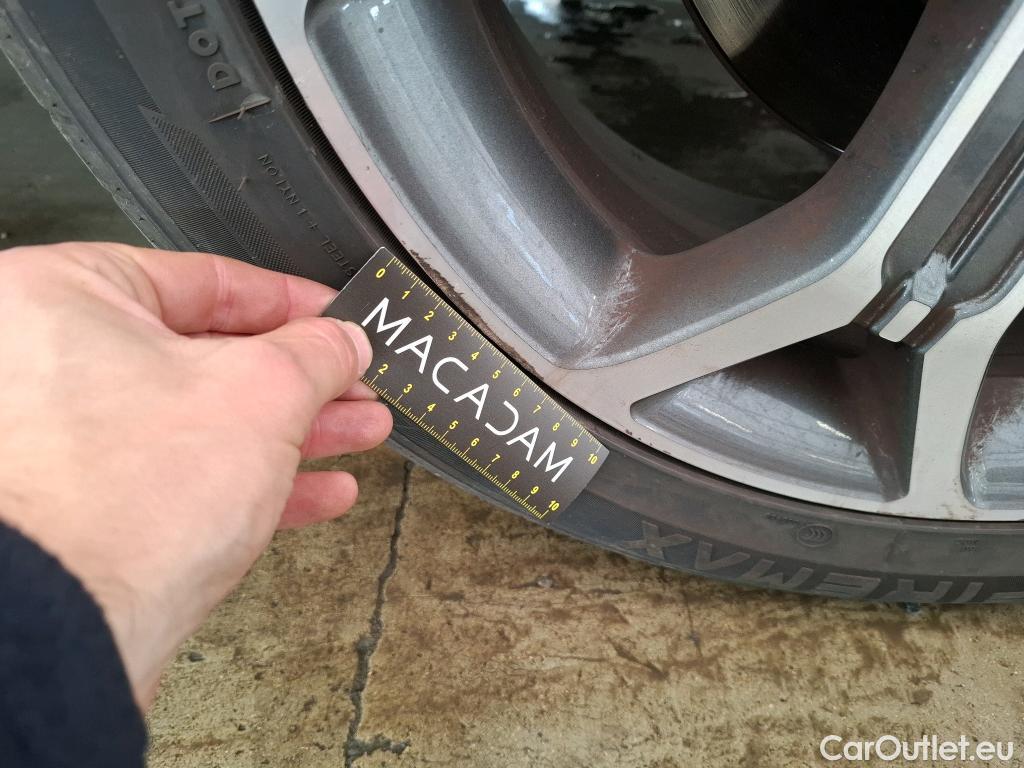  KIA  XCeed KIA  / 2019 / 5P / Crossover 1.6 GDI ISG ISG PHEV DESIGN DCT6 #37