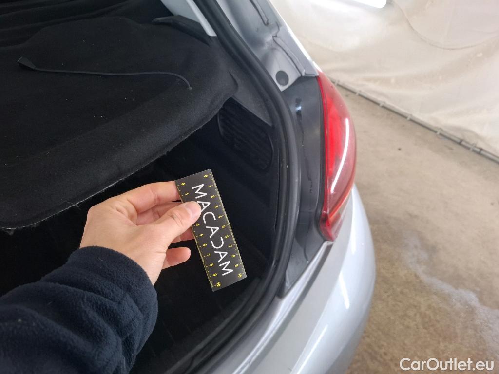  Peugeot  208  Affaire Premium Pack 1.5 HDi 100CV BVM5 E6dT #49