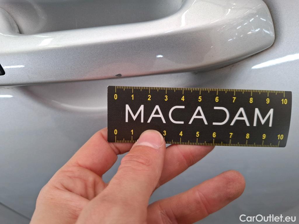  KIA  XCeed KIA  / 2019 / 5P / Crossover 1.6 GDI ISG ISG PHEV DESIGN DCT6 #56