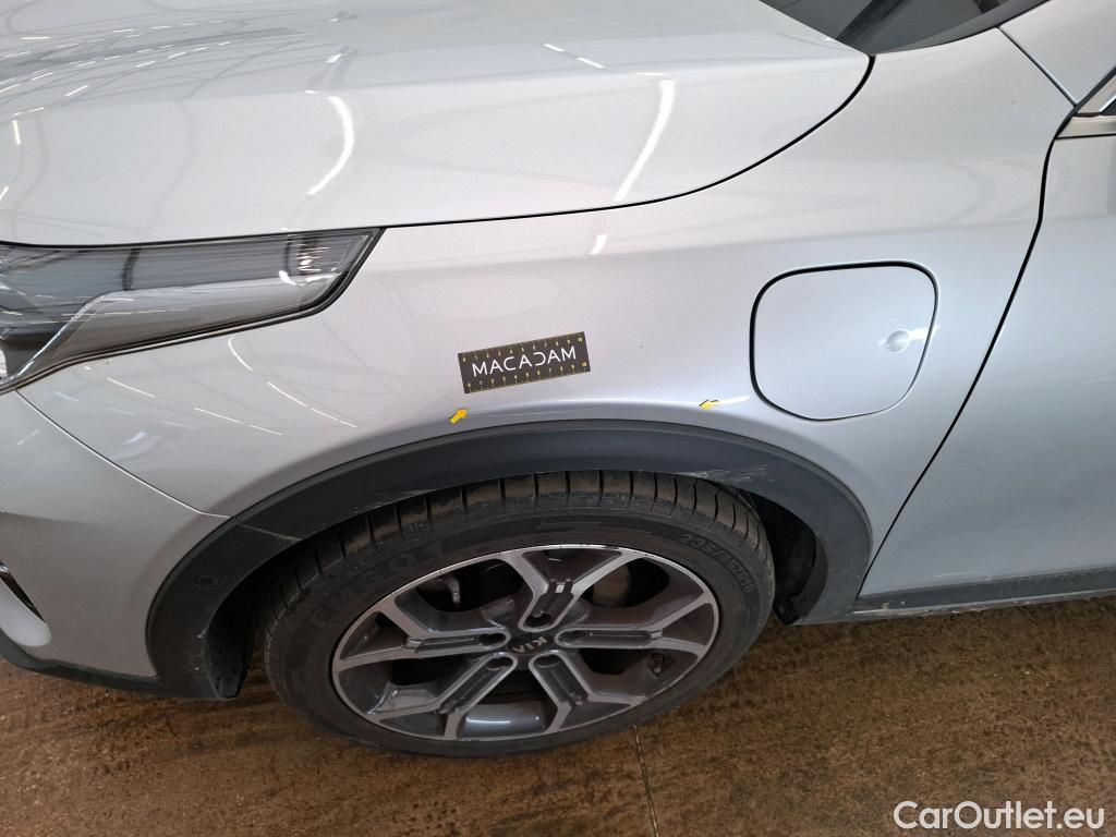  KIA  XCeed KIA  / 2019 / 5P / Crossover 1.6 GDI ISG ISG PHEV DESIGN DCT6 #4