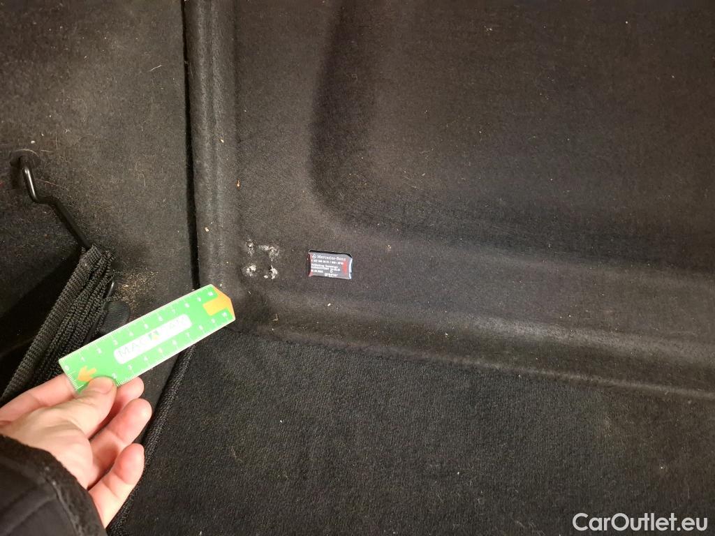  Mercedes  GLA MERCEDES-BENZ  / 2020 / 5P / SUV 2.0  200 D BUSINESS LINE DCT #12