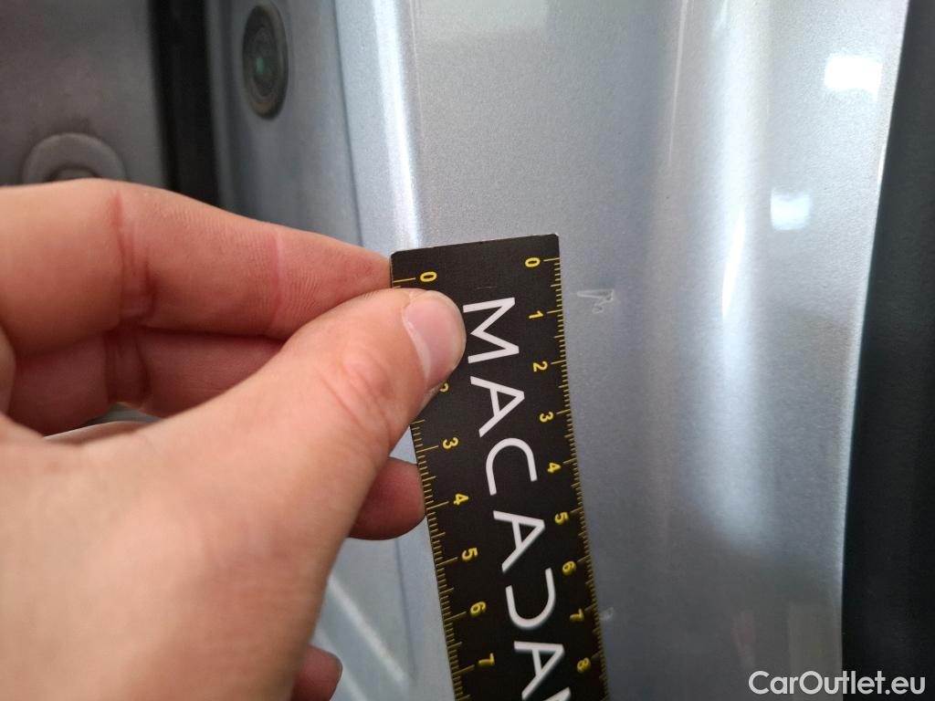  KIA  XCeed KIA  / 2019 / 5P / Crossover 1.6 GDI ISG ISG PHEV DESIGN DCT6 #14