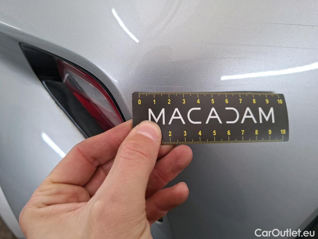  KIA  XCeed KIA  / 2019 / 5P / Crossover 1.6 GDI ISG ISG PHEV DESIGN DCT6 #22