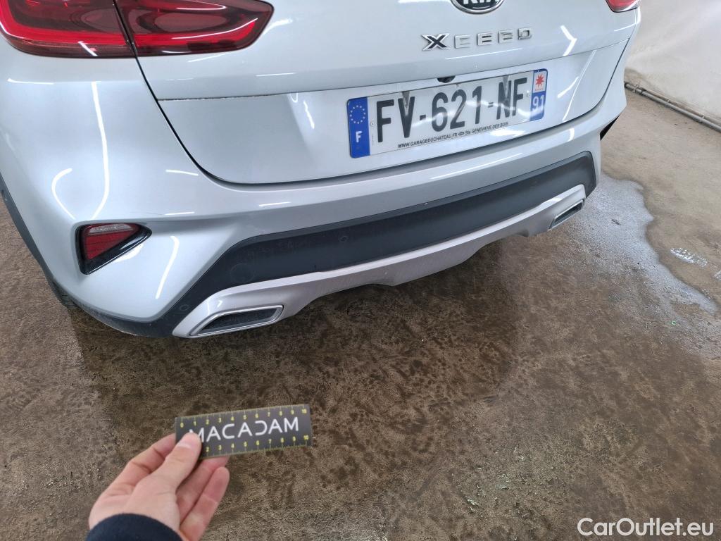  KIA  XCeed KIA  / 2019 / 5P / Crossover 1.6 GDI ISG ISG PHEV DESIGN DCT6 #68