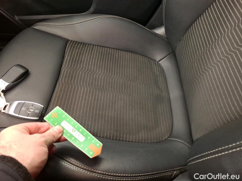  Mercedes  GLA MERCEDES-BENZ  / 2020 / 5P / SUV 2.0  200 D BUSINESS LINE DCT #19