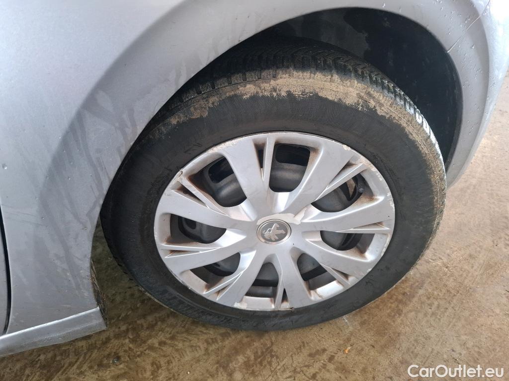  Peugeot  208  Affaire Premium Pack 1.5 HDi 100CV BVM5 E6dT #36