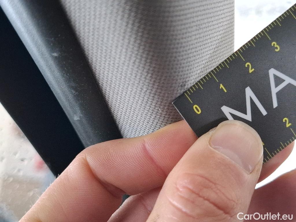  Bmw  Serie 1 BMW Série 1 / 2019 / 5P / Berline 116i Business Design #15