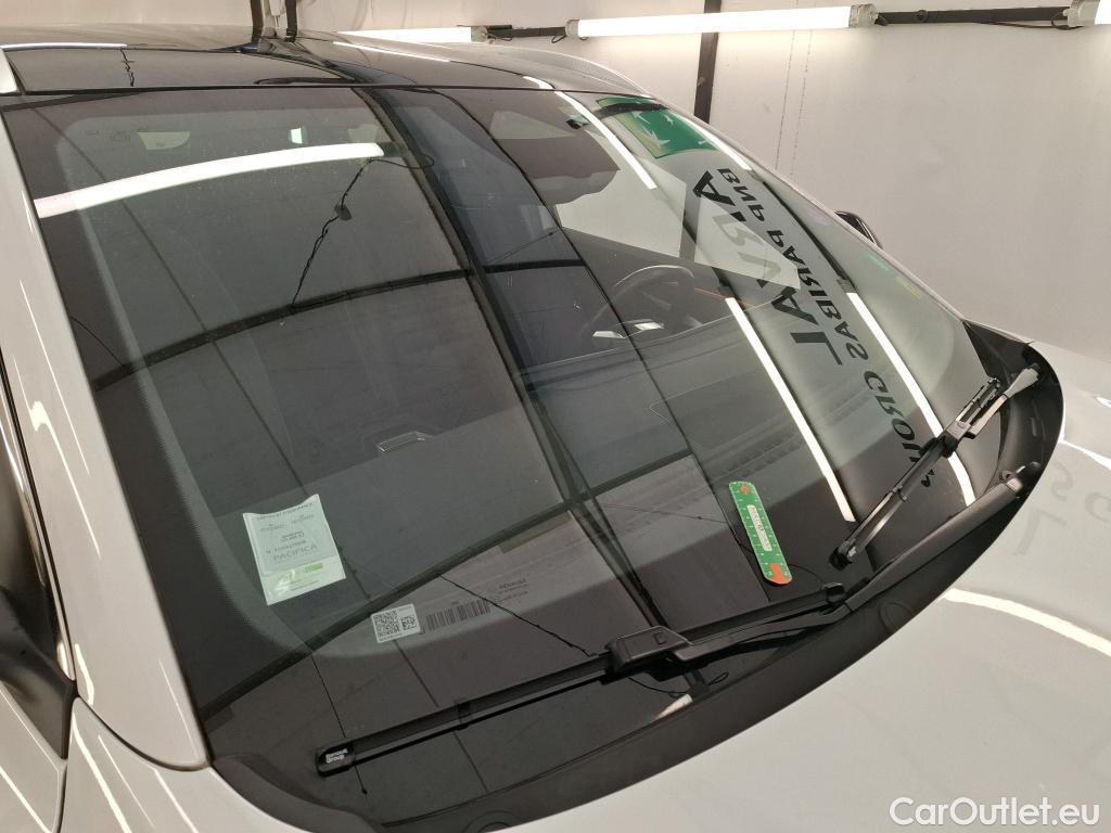  Renault  Austral  Iconic 1.2 E-TECH Hybrid 200CV BVA6 6E #15