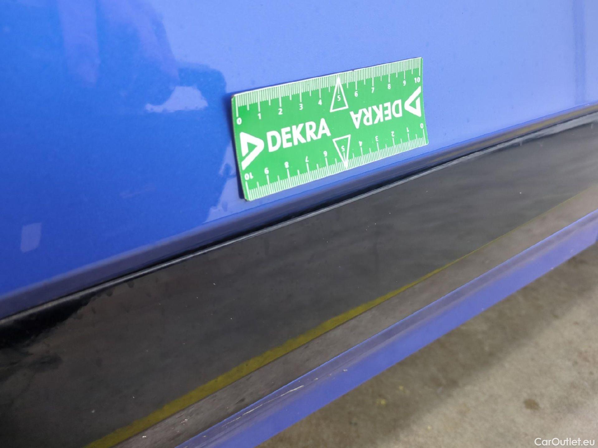  KIA  Sportage KIA  / 2021 / 5P / SUV 1.6 T-GDI 265 PHEV AUTO 4WD GT-L PREM BU #18