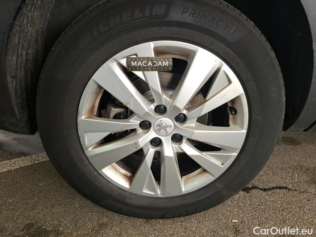  Peugeot  5008  Active Business 1.2 PureTech 130CV BVM6 7 Sieges E6d #25