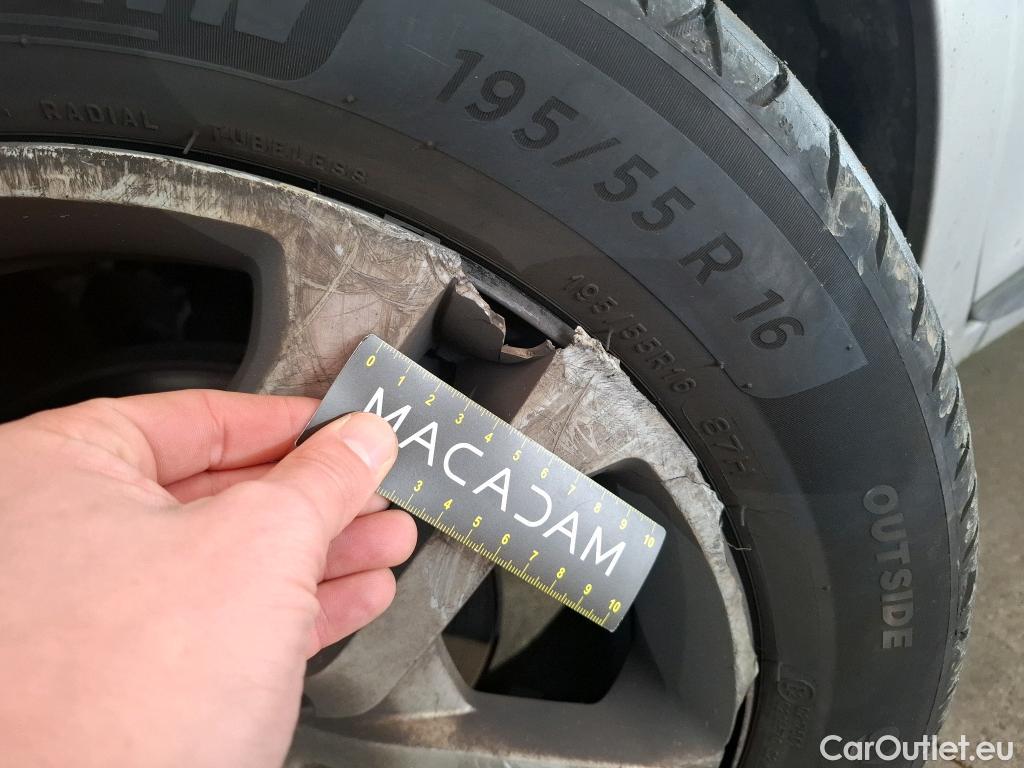  Renault  Clio RENAULT  5p BER Business Energy dCi 75 5P #54