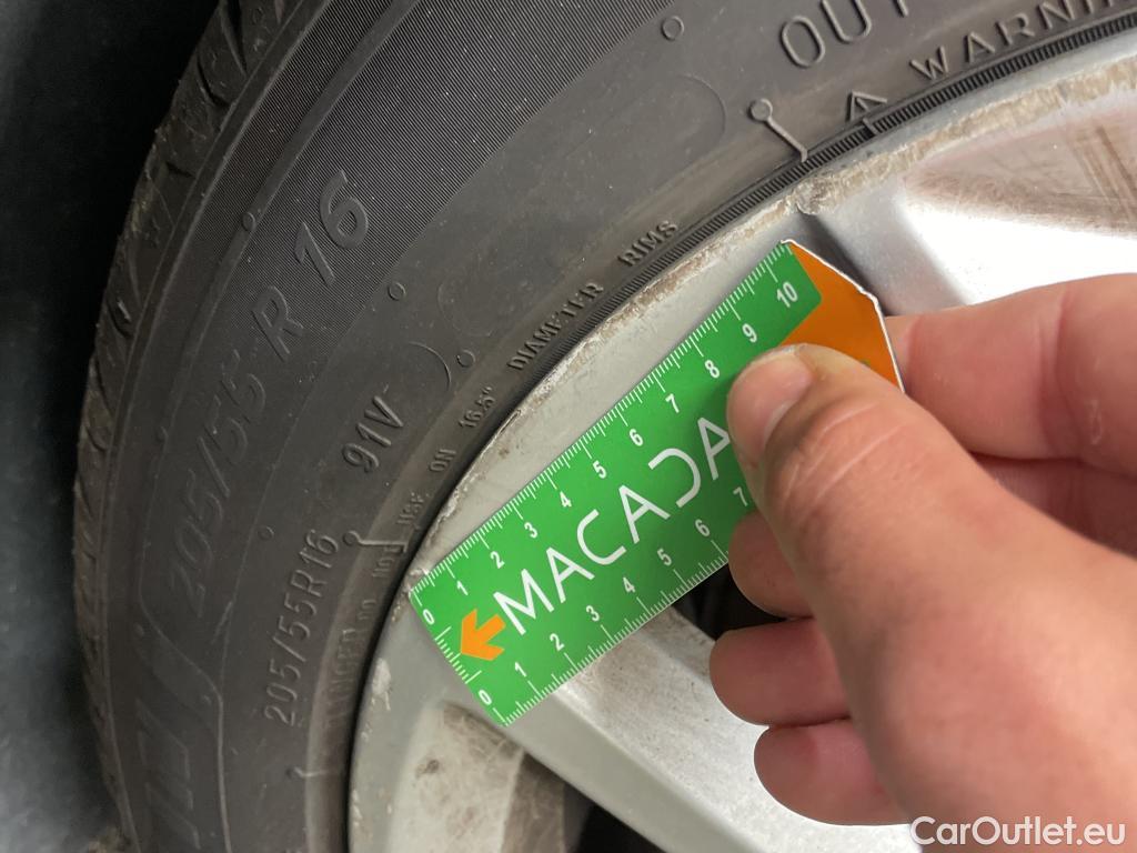  Seat  Leon  Style 2.0 TDI 115CV BVM6 E6d #18