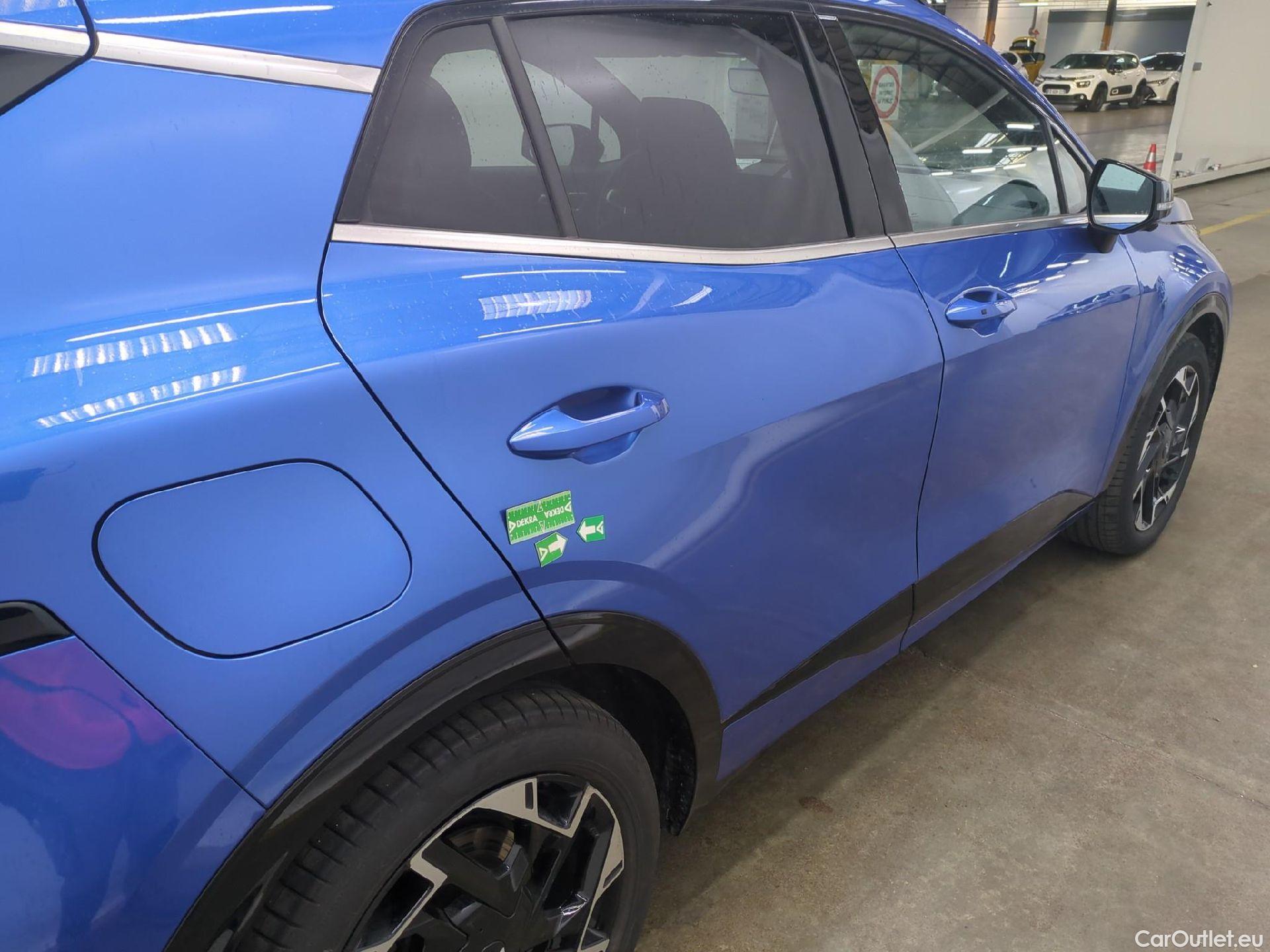  KIA  Sportage KIA  / 2021 / 5P / SUV 1.6 T-GDI 265 PHEV AUTO 4WD GT-L PREM BU #29