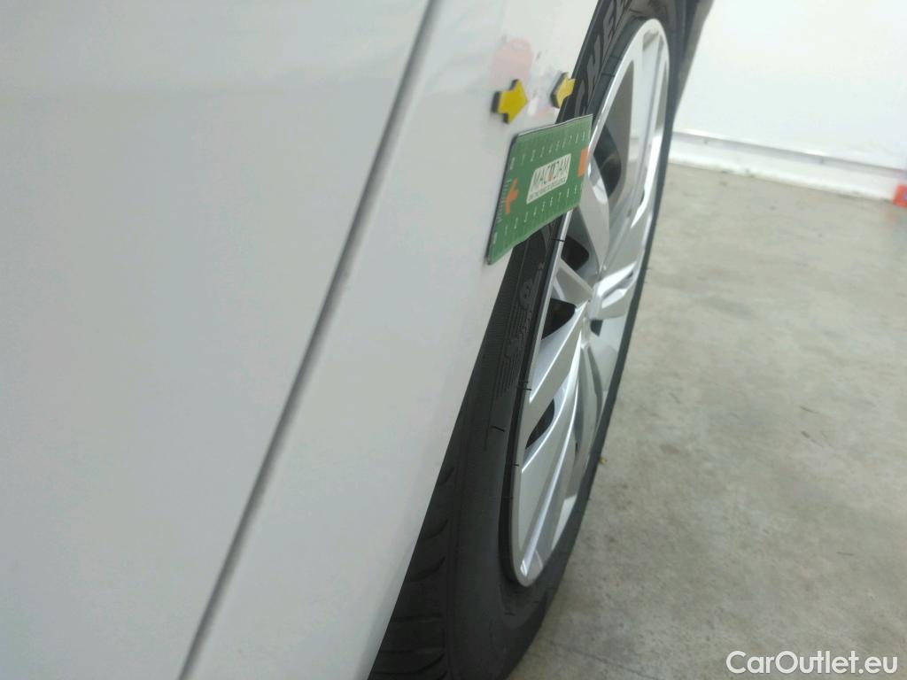  Peugeot  208  Premium 1.5 HDi 100CV BVM6 E6d #11