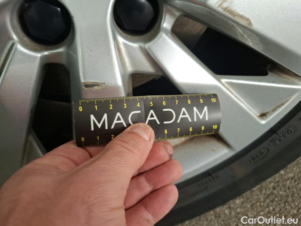  Peugeot  5008  Active Business 1.2 PureTech 130CV BVM6 7 Sieges E6d #28