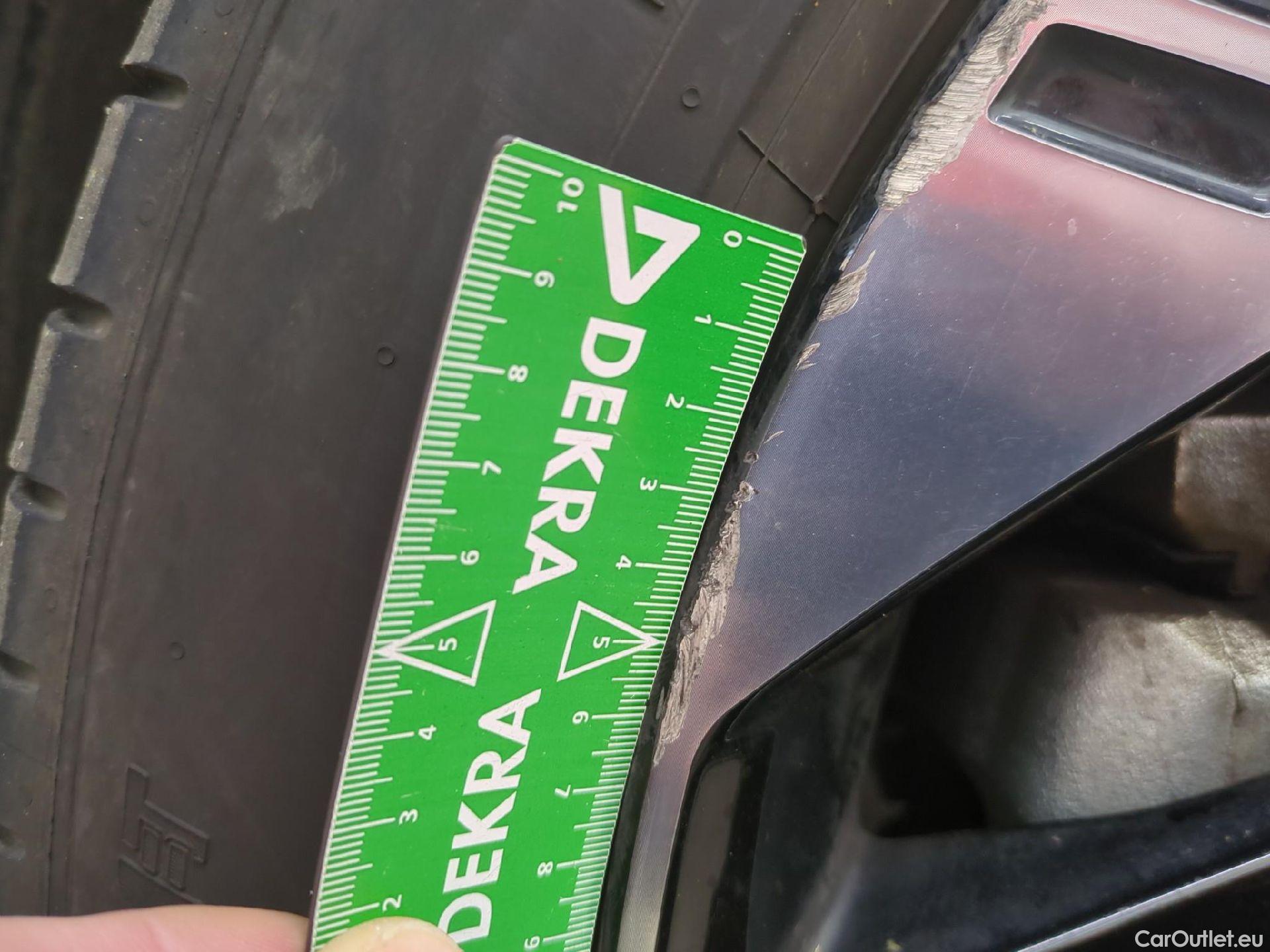  KIA  Sportage KIA  / 2021 / 5P / SUV 1.6 T-GDI 265 PHEV AUTO 4WD GT-L PREM BU #2