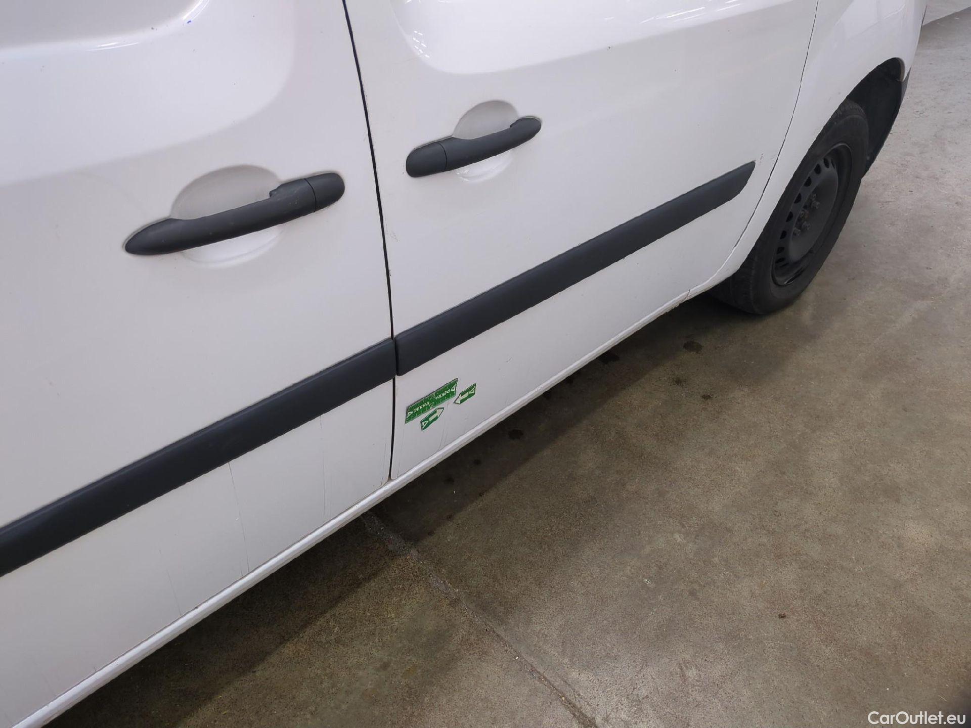  Renault  Kangoo  II Express Grand Confort (L1) 1.5 dCi 80CV BVM6 E6dT #40