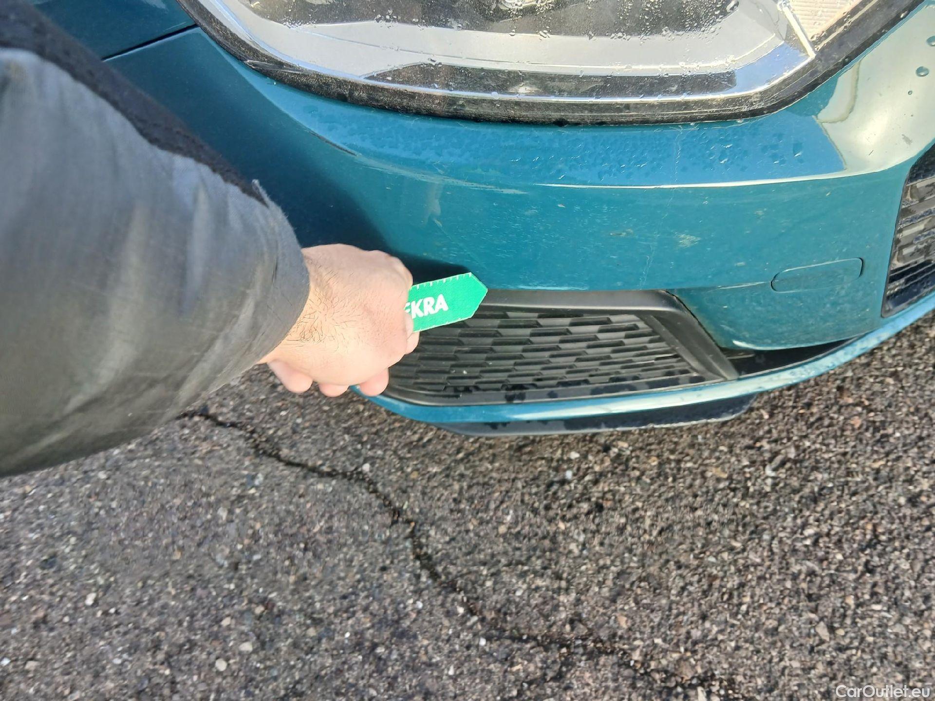  Audi  A1 Sportback AUDI A1 / 2018 / 5P / berlina con portón Sportback Advanced 35 TFSI 110kW S tron #2