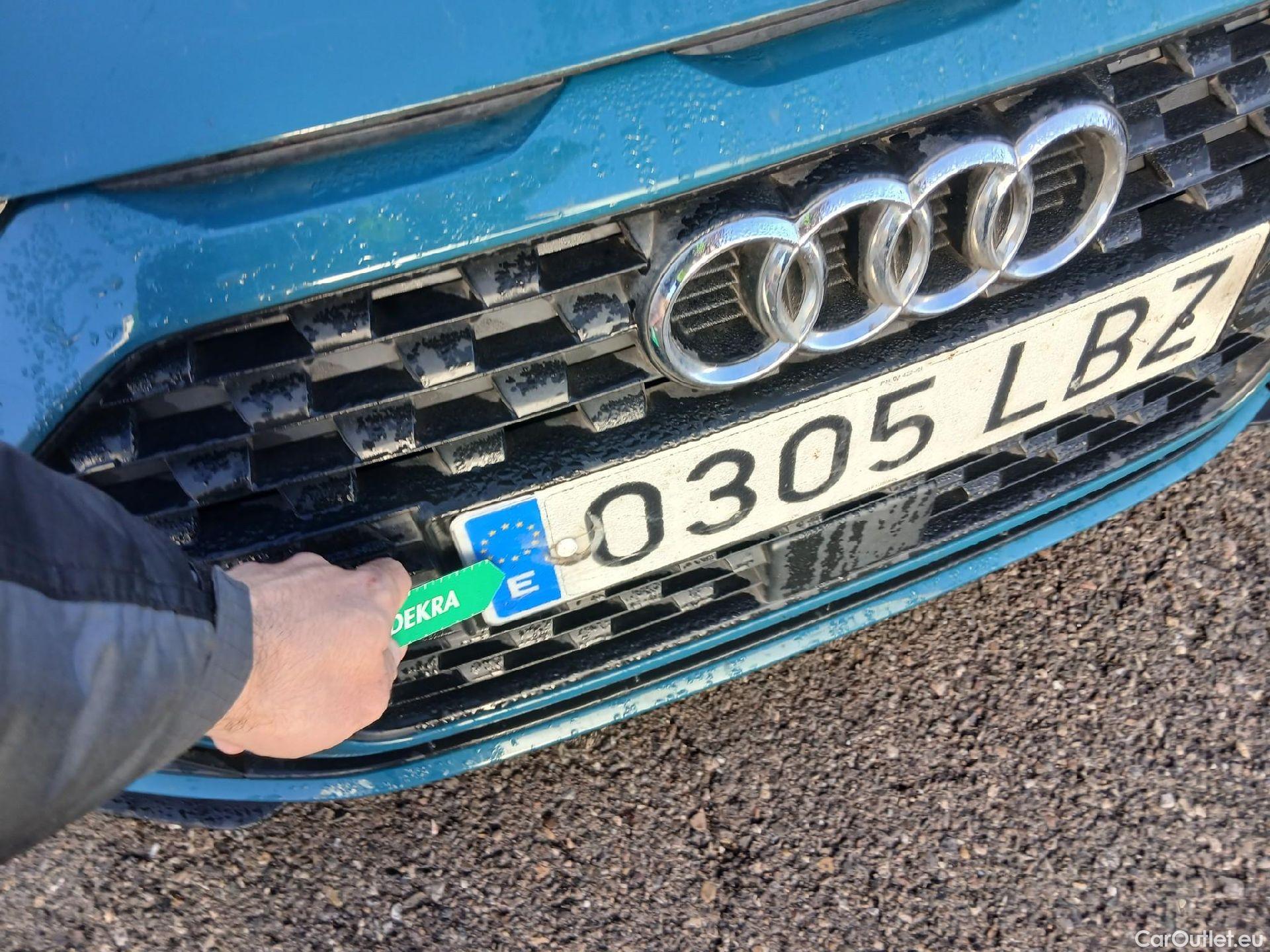  Audi  A1 Sportback AUDI A1 / 2018 / 5P / berlina con portón Sportback Advanced 35 TFSI 110kW S tron #4