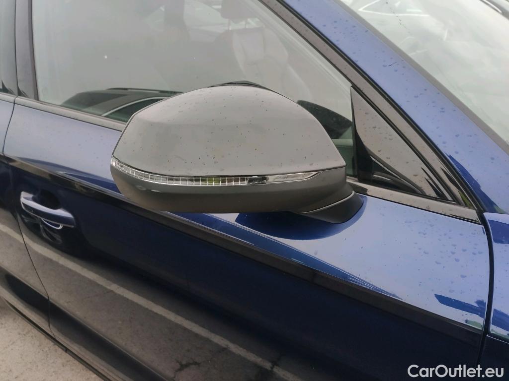  Audi  Q5 AUDI  SPORTBACK / 2020 / 5P / todoterreno Black line 40 TDI 150kW quattro-ultra #21