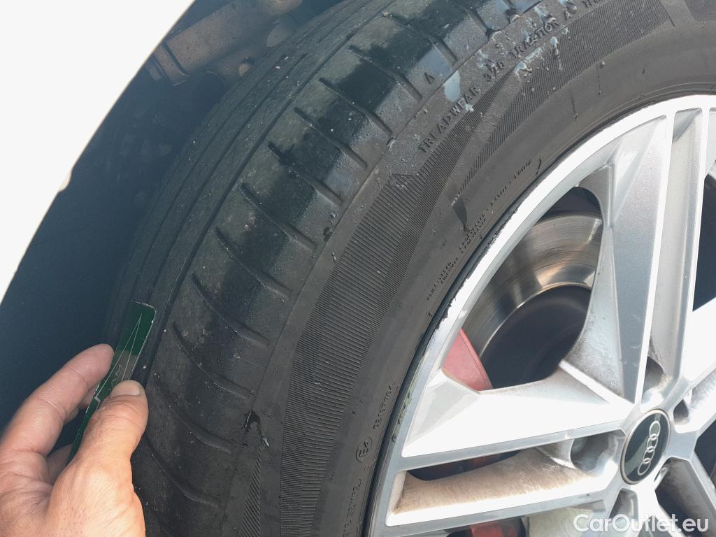  Land Rover  Discovery AUDI Q5 / 2020 / 5P / todoterreno S line 35 TDI 120kW S tronic #6