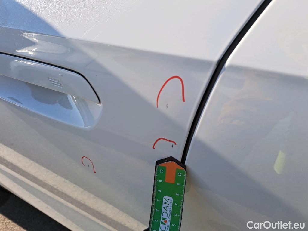  Bmw  X1 BMW  / 2022 / 5P / todoterreno sDrive18d #2