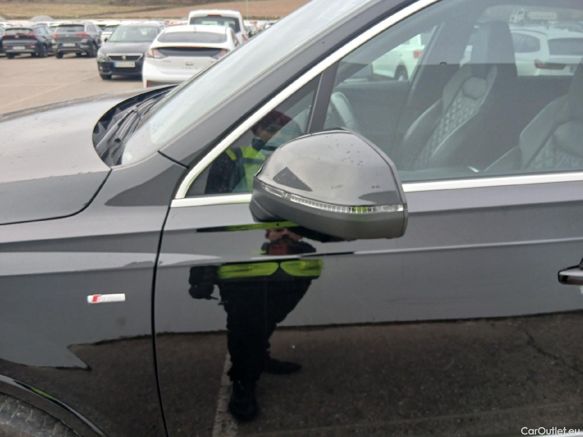  Audi  Q7 AUDI  / 2019 / 5P / todoterreno S line plus 45 TDI 170kW quat. tip.(SP) #7