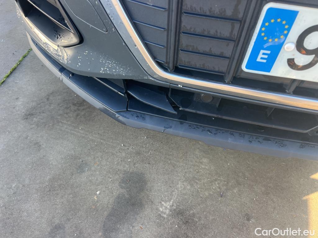  Audi  Q3 AUDI  / 2018 / 5P / todoterreno 45 TFSI e 180kW S tronic Advanced #6