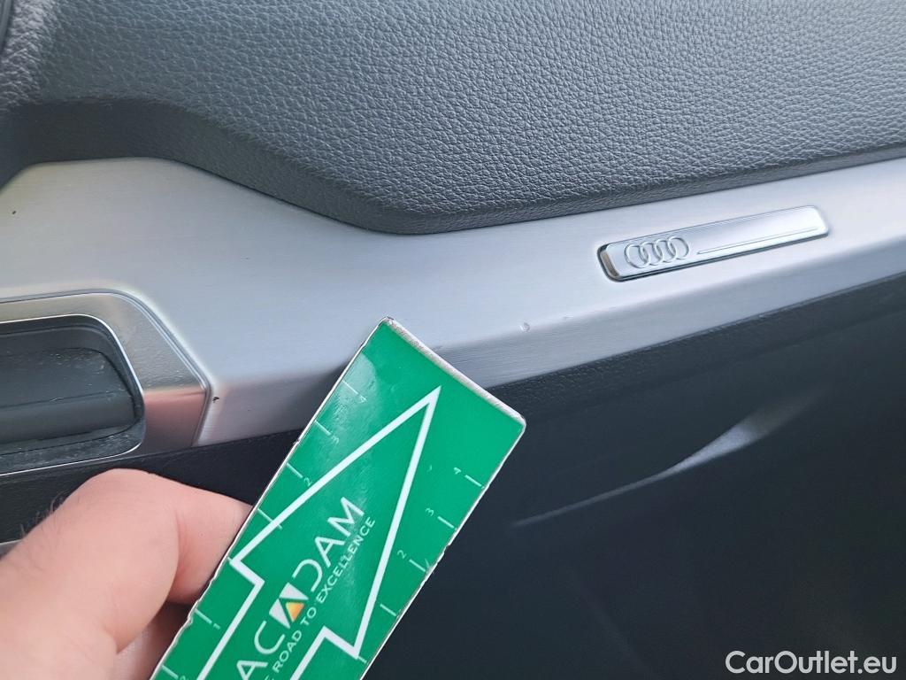  Audi  Q2 AUDI  / 2016 / 5P / todoterreno Design 30 TDI 85kW (116CV) (AC) #2