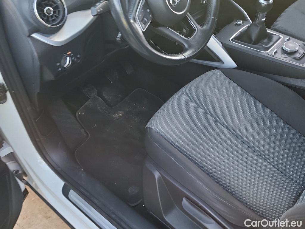  Audi  Q2 AUDI  / 2016 / 5P / todoterreno Design 30 TDI 85kW (116CV) (AC) #7