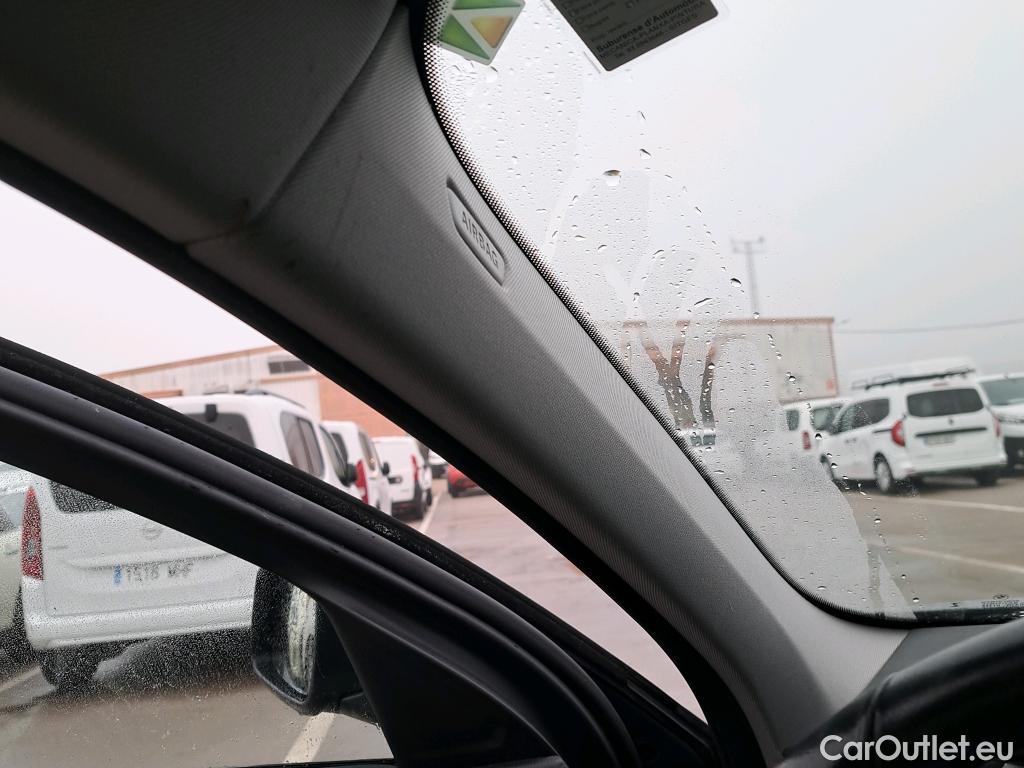  Bmw  Serie 1  Berlina 118i 1.5 135CV AT7 E6d #14