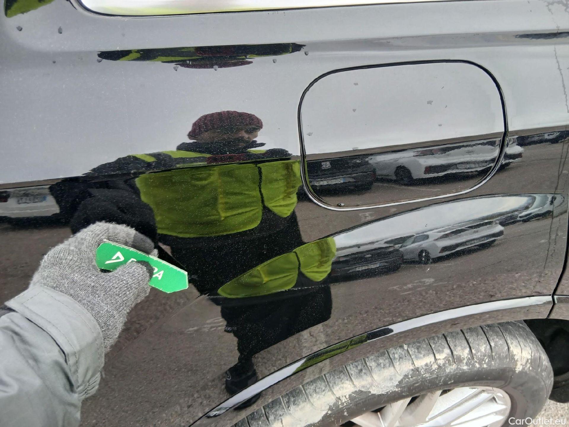  Audi  Q7 AUDI  / 2019 / 5P / todoterreno S line plus 45 TDI 170kW quat. tip.(SP) #16