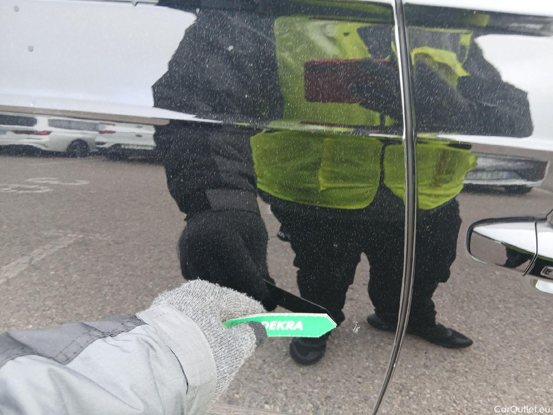  Audi  Q7 AUDI  / 2019 / 5P / todoterreno S line plus 45 TDI 170kW quat. tip.(SP) #18