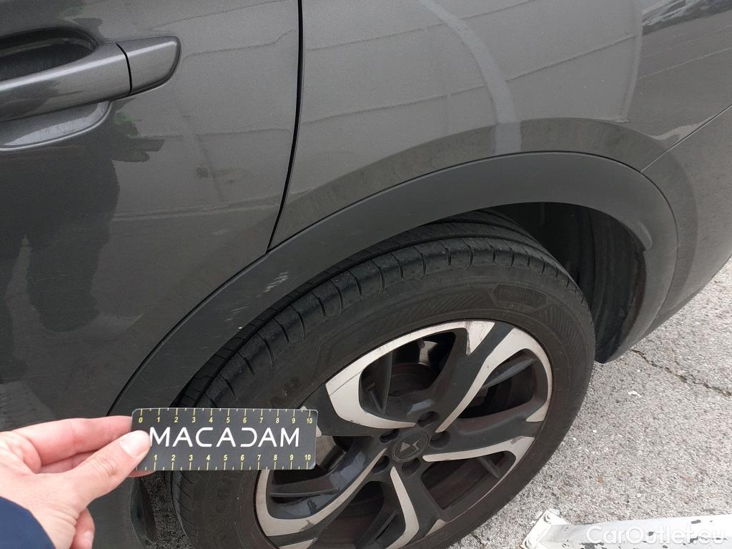  DS  DS7 DS DS 7 Crossback / 2017 / 5P / todoterreno BlueHDi DE 96kW (130CV) Auto. CHIC (AC) #24