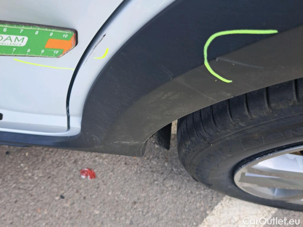  Dacia  Sandero DACIA  / 2020 / 5P / berlina con portón Stepway Essential TCe 67kW (90V) #28