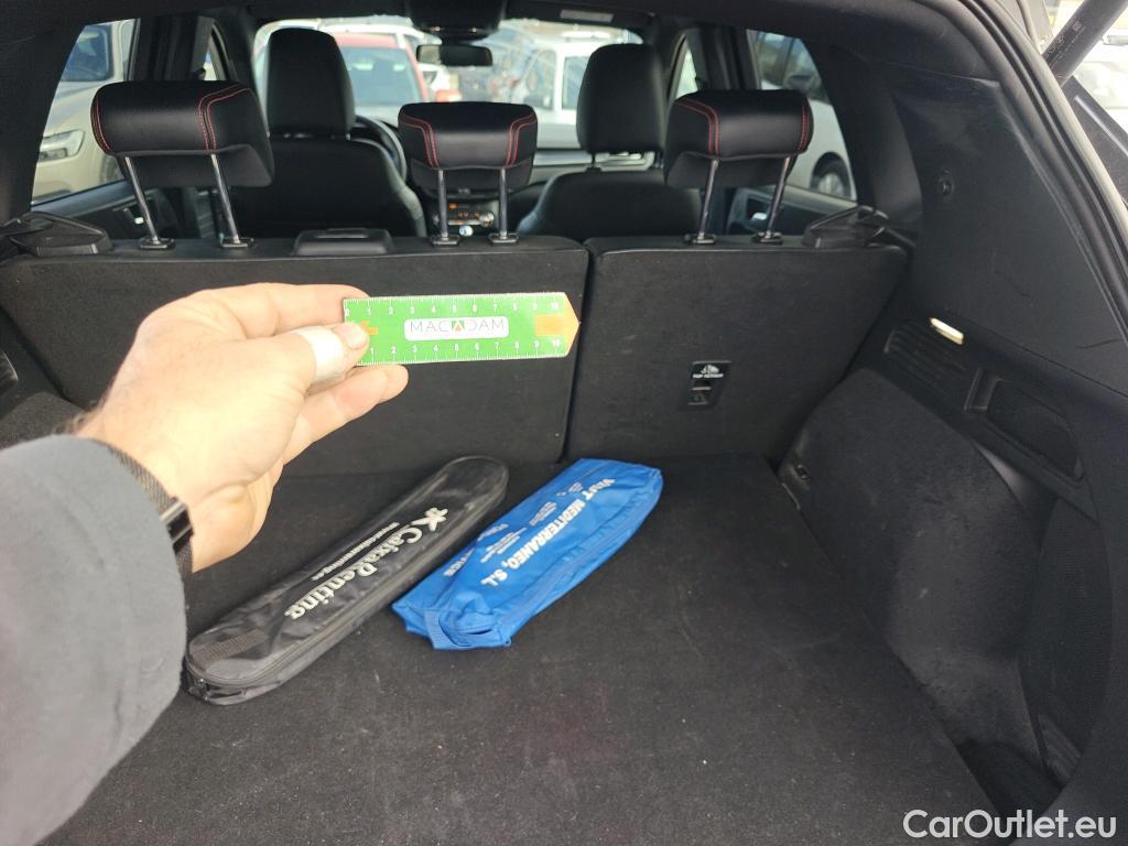  Ford  Kuga FORD  / 2019 / 5P / todoterreno ST-Line X 1.5T EcoBoost 110kW (150CV) #1