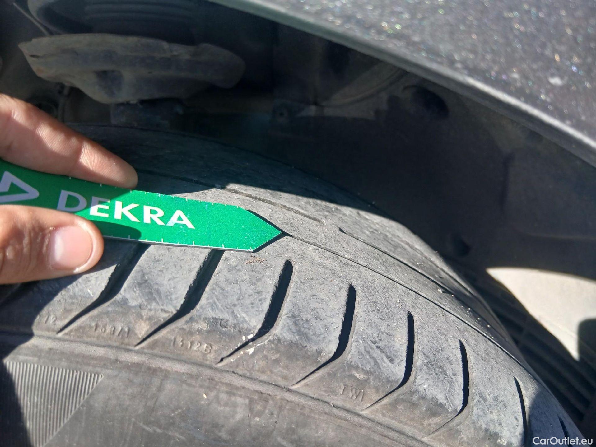  Cupra  Formentor CUPRA  / 2020 / 5P / todoterreno 1.4 e-Hybrid 150kW (204 CV) DSG (AC) #4