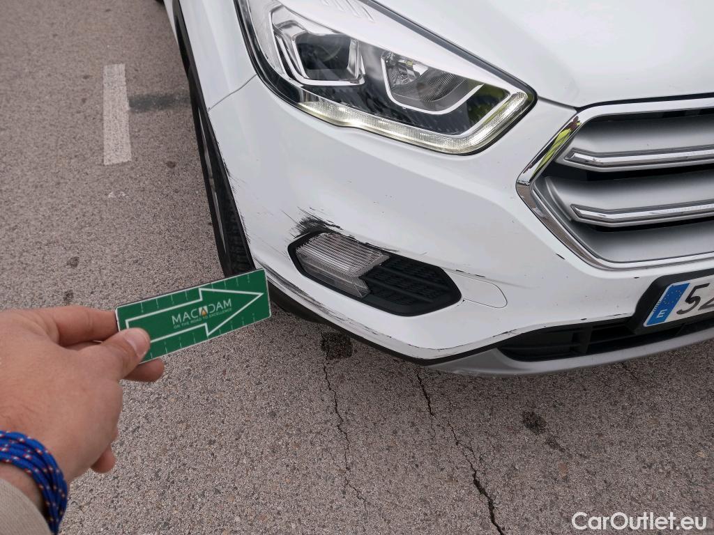  Ford  Kuga FORD  / 2016 / 5P / todoterreno 1.5 EcoBoost 88kW 4x2 Trend+ (CX) #24