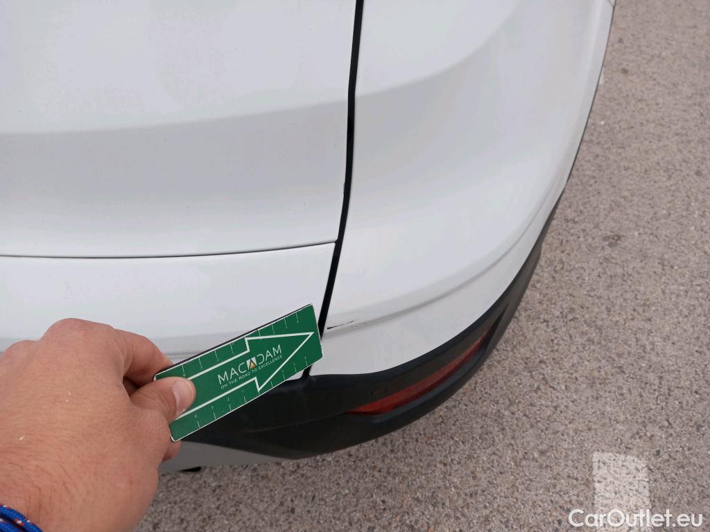  Ford  Kuga FORD  / 2016 / 5P / todoterreno 1.5 EcoBoost 88kW 4x2 Trend+ (CX) #38