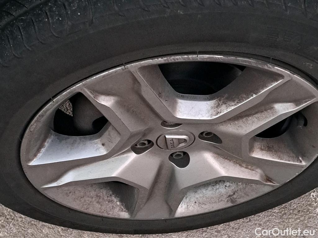  Dacia  Sandero DACIA  / 2016 / 5P / berlina con portón Stepway Essential TCE 74kW (100CV) GLP #16