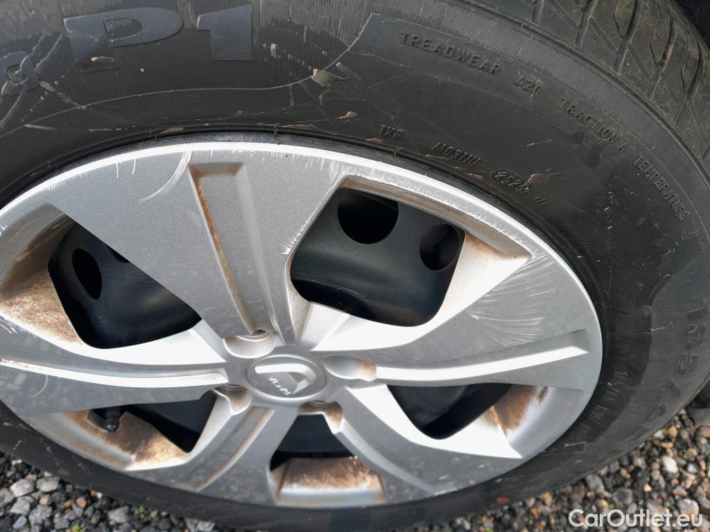  Dacia  Sandero DACIA  / 2020 / 5P / berlina con portón Essential SCe 49kW (65CV) #17