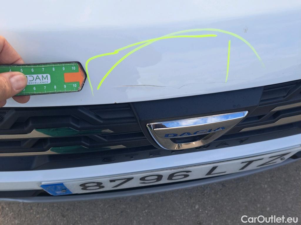  Dacia  Sandero DACIA  / 2020 / 5P / berlina con portón Stepway Essential TCe 67kW (90V) #4