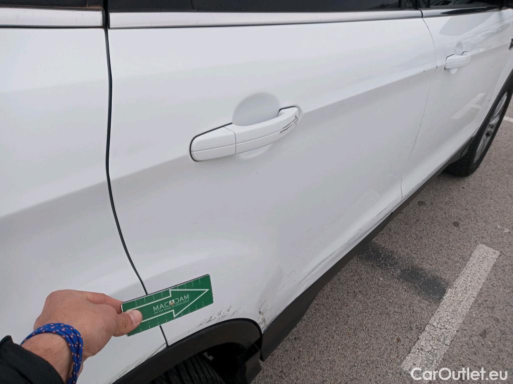  Ford  Kuga FORD  / 2016 / 5P / todoterreno 1.5 EcoBoost 88kW 4x2 Trend+ (CX) #2